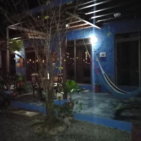 The Blue House Panama Guest House Chame Exterior photo